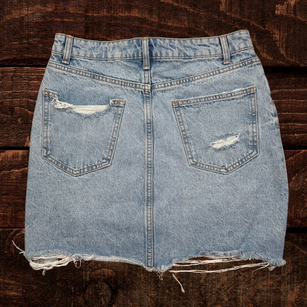 Zara High Rise Distressed Light Wash Denim Mini Skirt Size Large - Picture 3 of 8